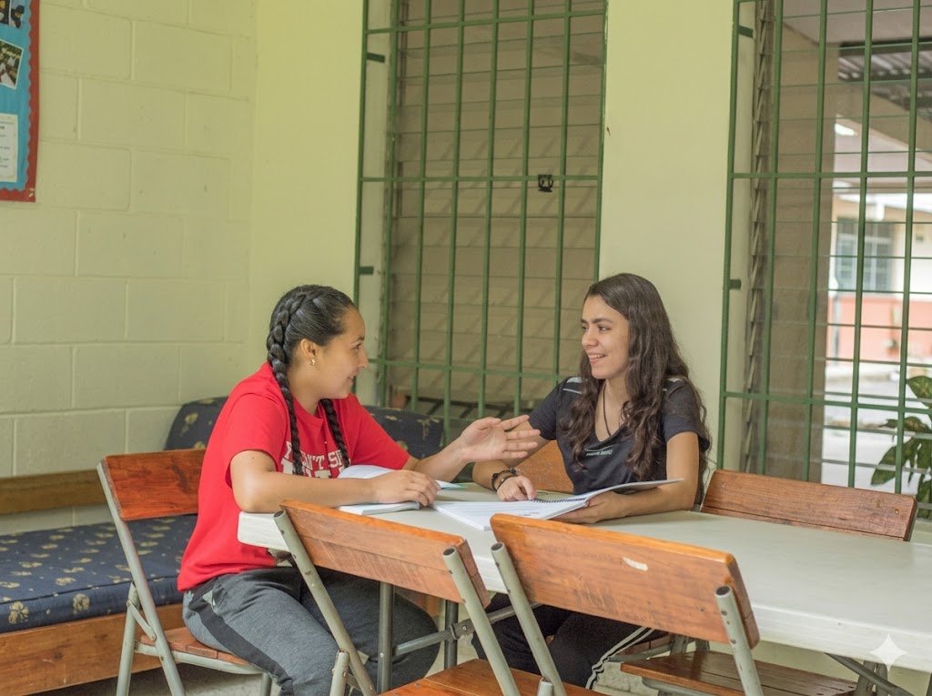 Casas Muchas Más, autonomía